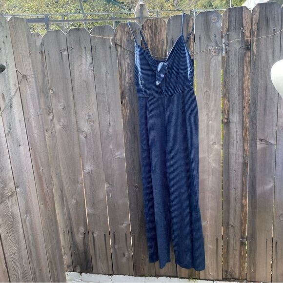 MINKPINK Lover navy striped Jumpsuit size small - Picture 13 of 14